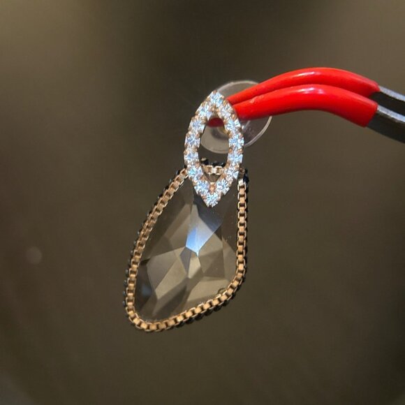 Large Black Stone Chain Crystals Earrings - Picture 2 of 6